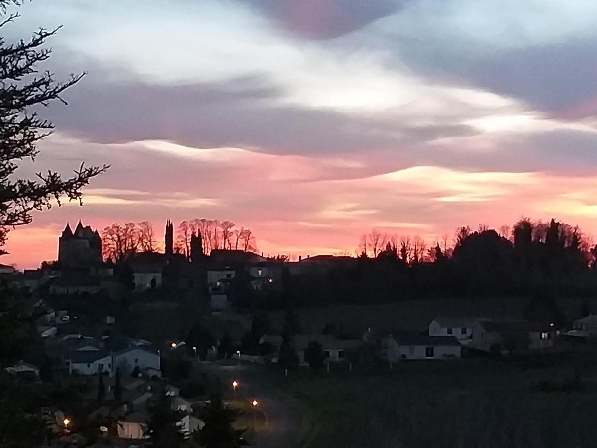 Montismaurelli Bed and Breakfast Montmoreau Buitenkant foto